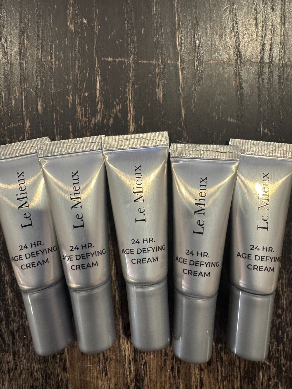 Le Mieux 24 Hr Age Defying Cream 0.1oz/3g 5PCS